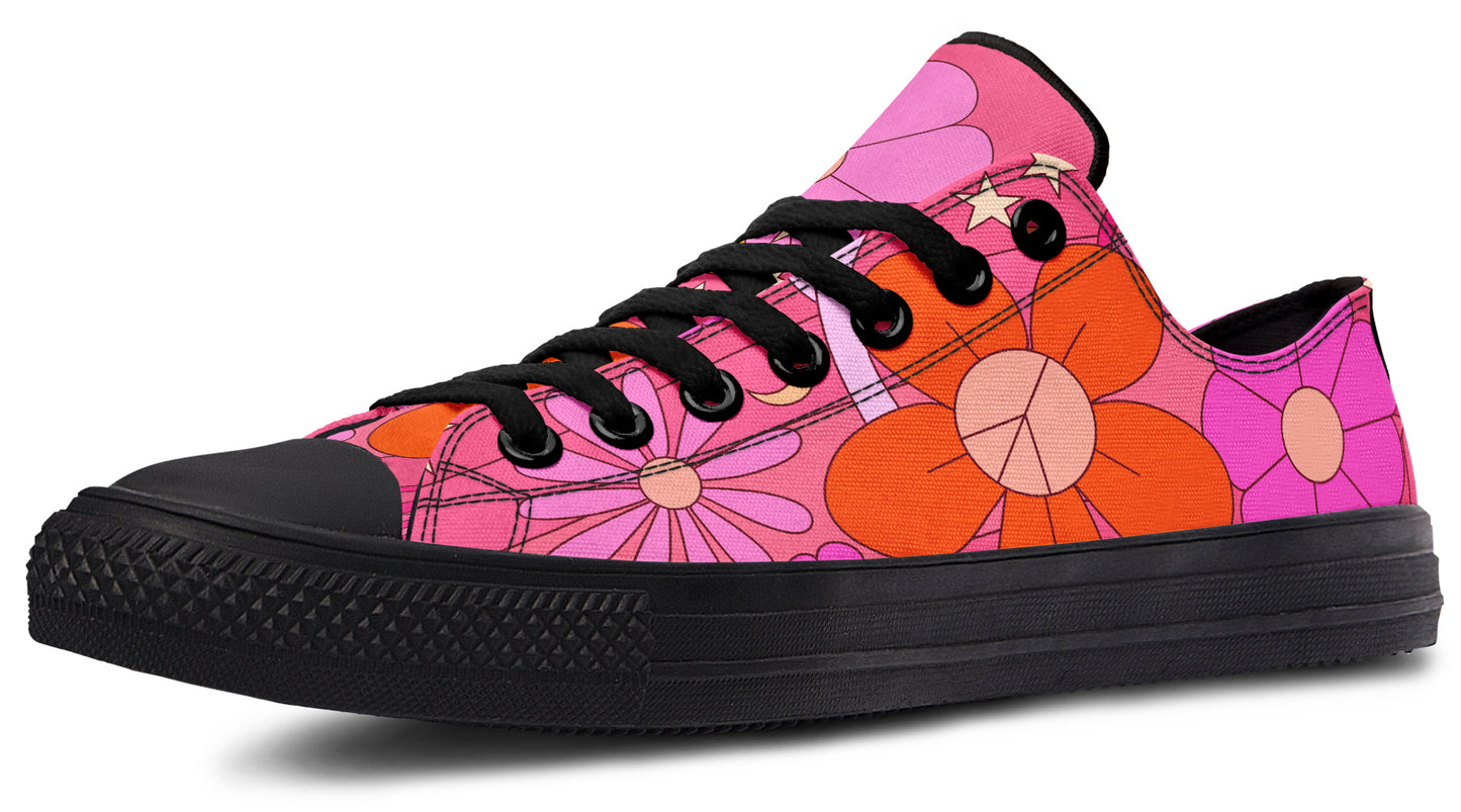 Molly's Mismatched Retro Daisies Low Tops