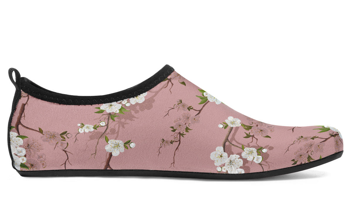 Peach Blossoms Water Shoes